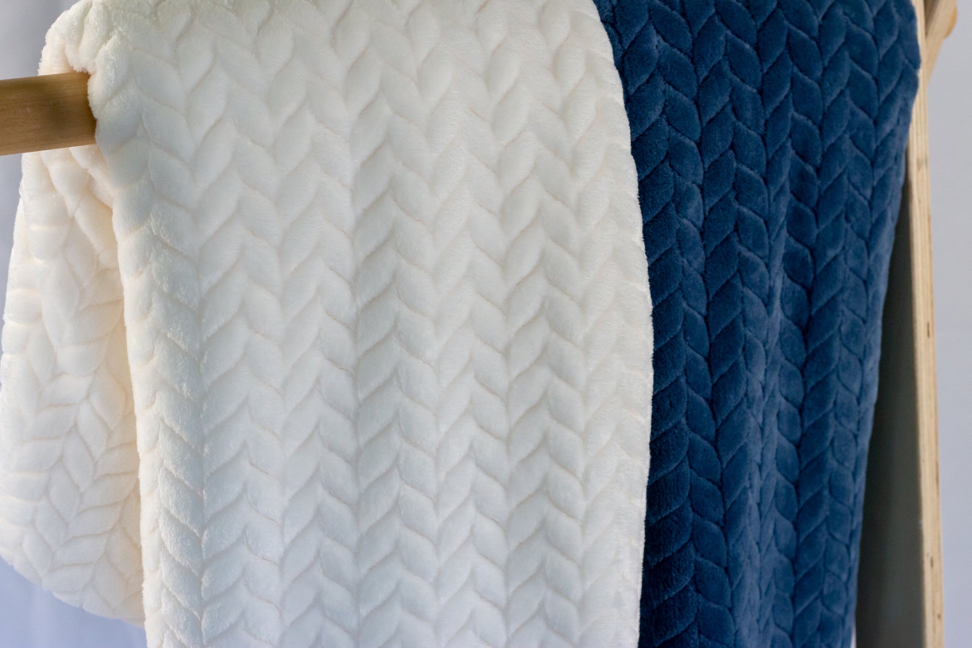 Jacquard Flannel Blanket: Navy – Juddlies Designs